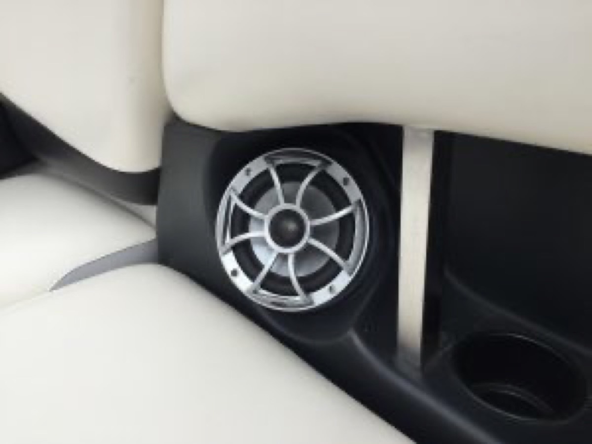 2012 Axis A22: Wet Sounds XS-650 RGB speakers and RGB rings