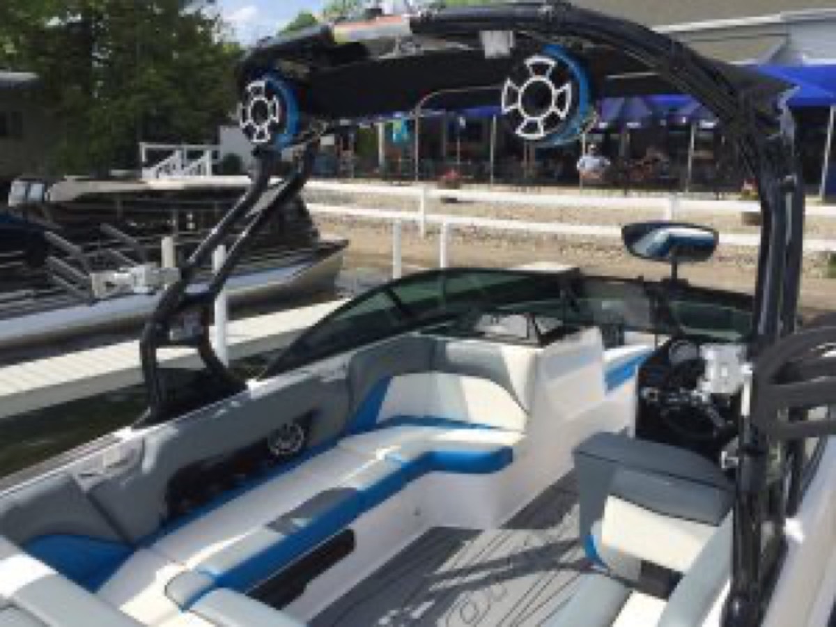 2016 Moomba Craz: Wet Sounds REV8s in the factory location with modified brackets